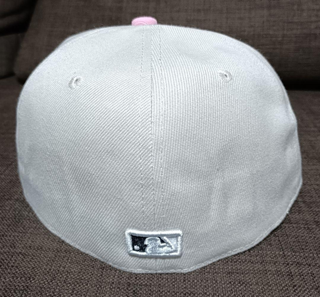 お*ち様 新品未使用 ホワイト ピンク New Era 59FIFTY 7 1/