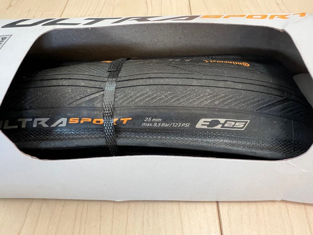 新品　Continental UltraSport III 700 x 25C