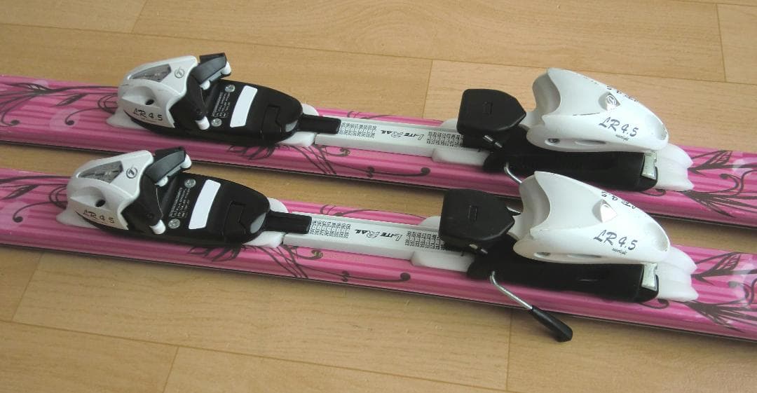 ■■送料無料■Hart■ジュニア用スキーフルセット■板146靴25■WAX済■■