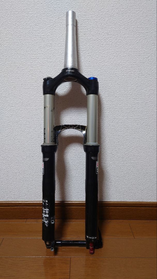 RockShox sektor 140mm 26インチ