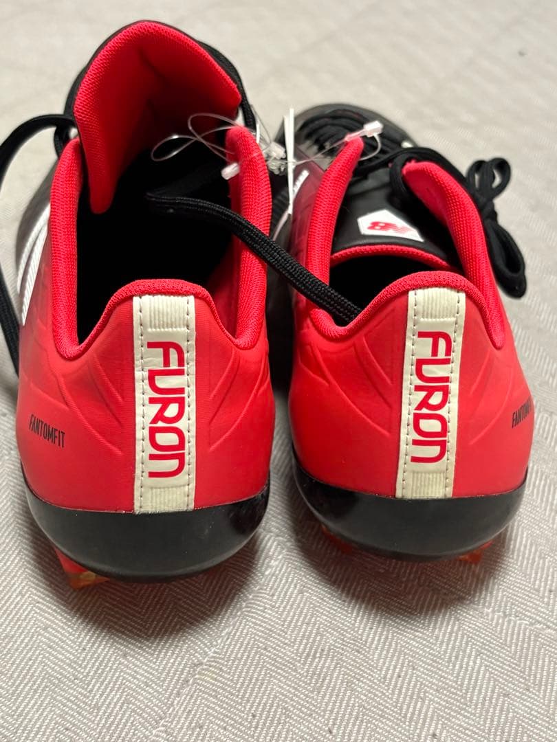 新品未使用 ニューバランス サッカー スパイク FURON V4 PRO HG