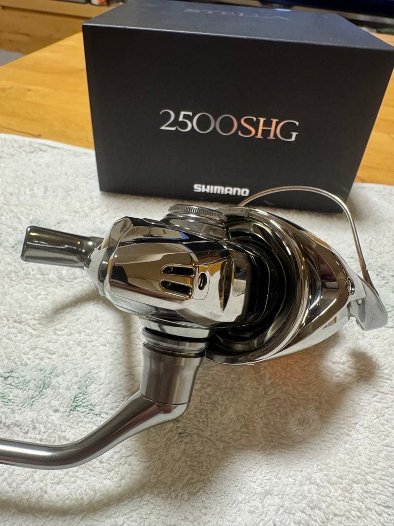 シマノ18ステラ　2500SHG 極美品