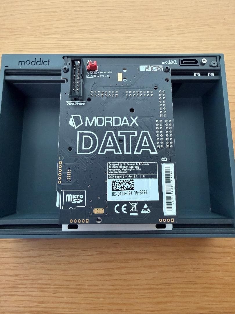 Mordax DATA モジュラーシンセサイザー
