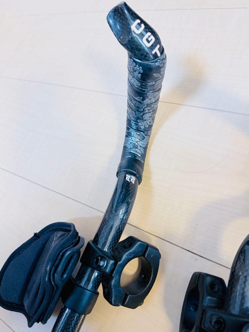 美品 PROFILE DESIGN カーボン DHバー 31.8mm エアロバー
