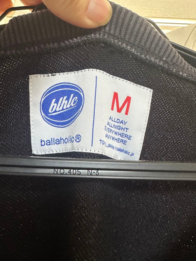 ballaholic 黒 スウェットシャツ Mサイズ