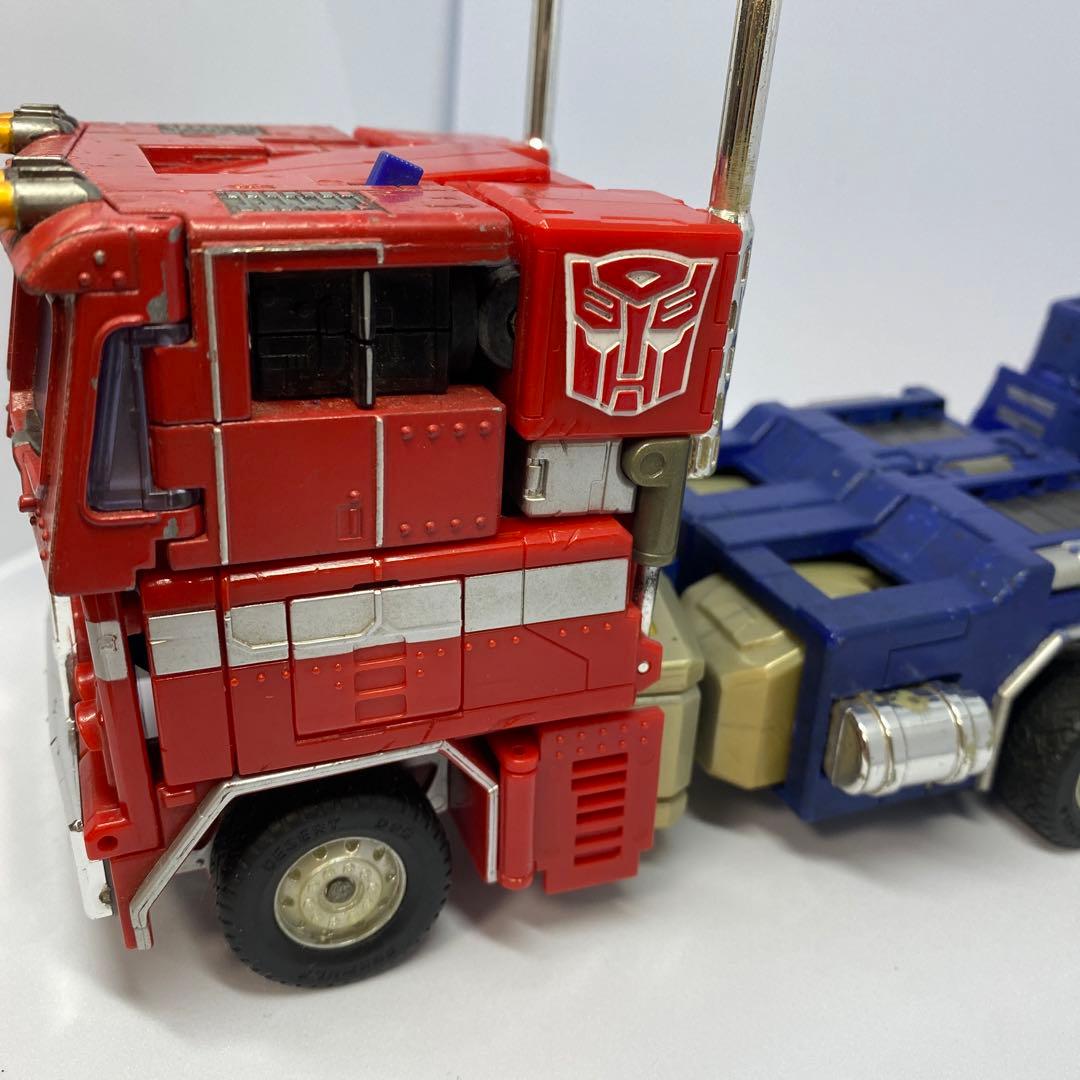 トランスフォーマー オプティマスプライム フィギュア