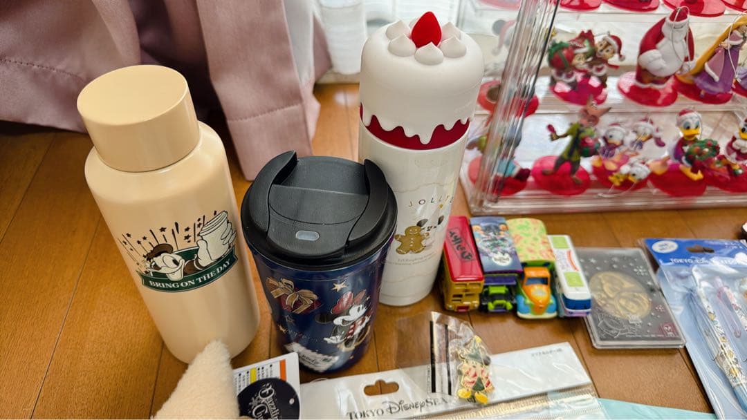 ディズニーグッズ　まとめ売り　タンブラー　フィギュア ダッフィフレンズ等