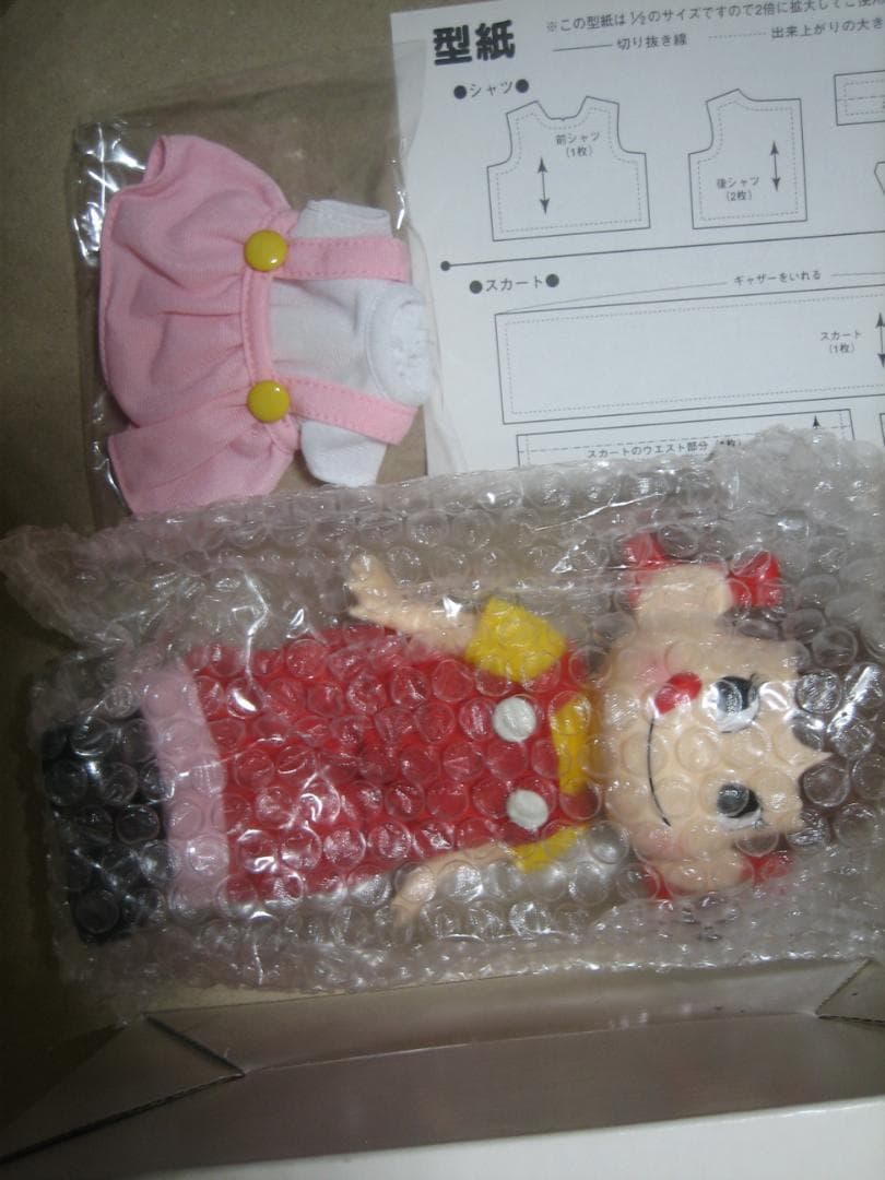不二家／ペコちゃん／ワンピース着せ替え人形／新品未使用／着替え完備