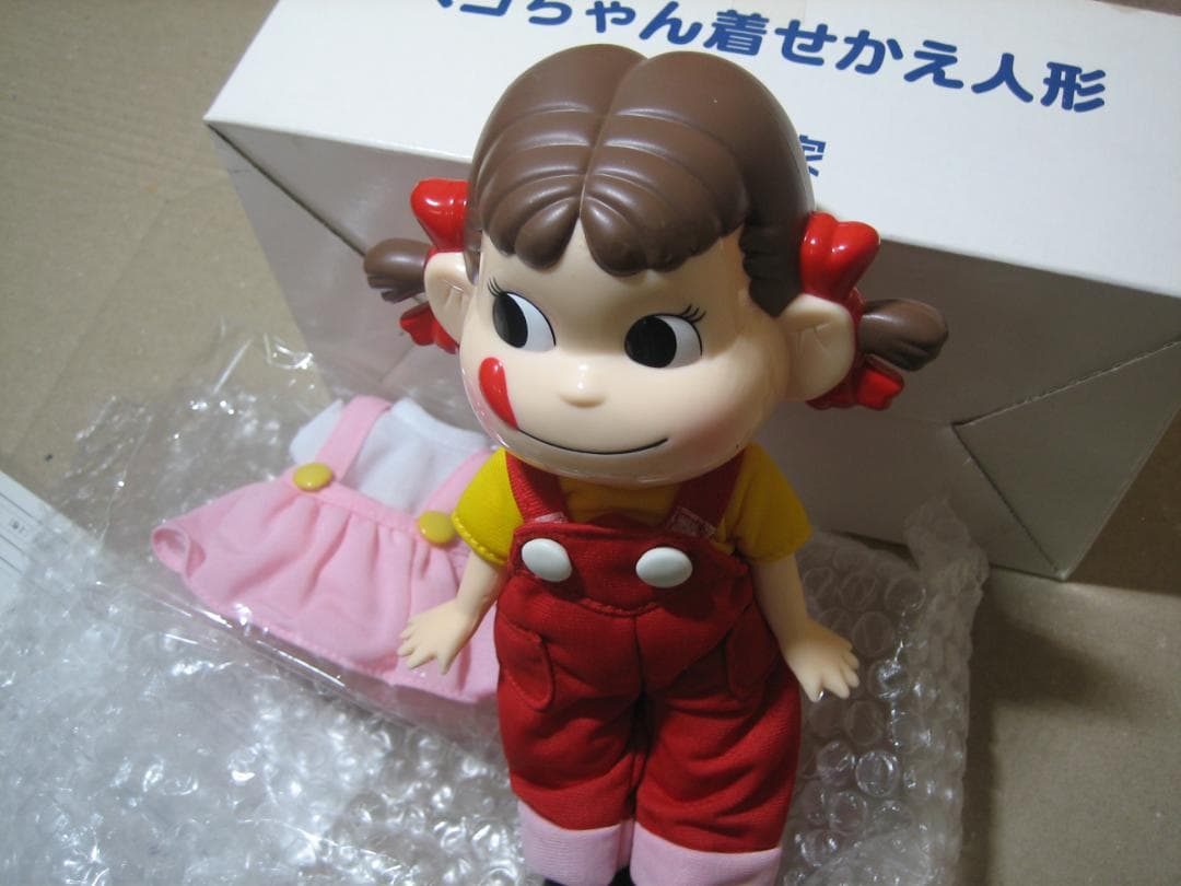 不二家／ペコちゃん／ワンピース着せ替え人形／新品未使用／着替え完備