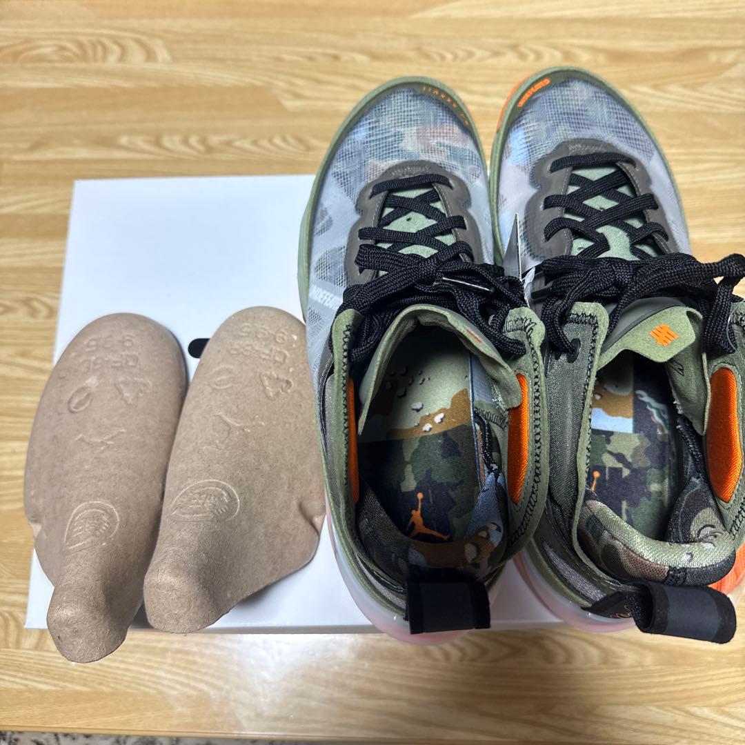 新品　NIKE エアジョーダン　xxxVII