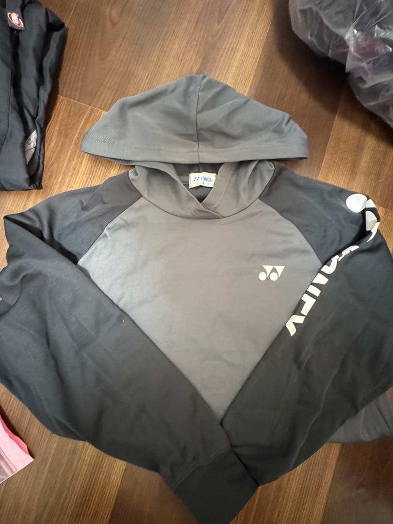 YONEX バドミントン　シャトル　ラケット　ウェアー