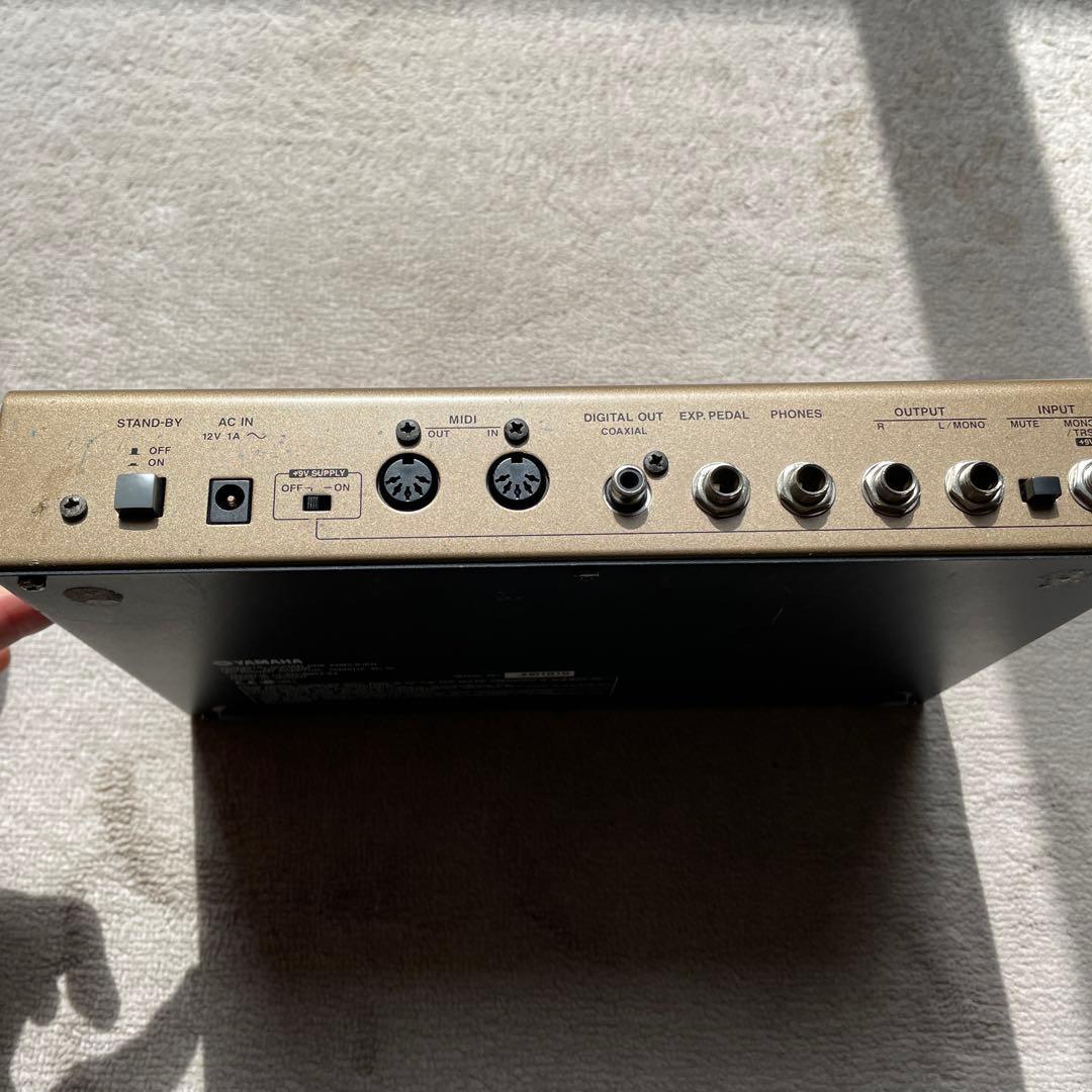 Yamaha AG-Stomp アコースティックギター用プリアンプ