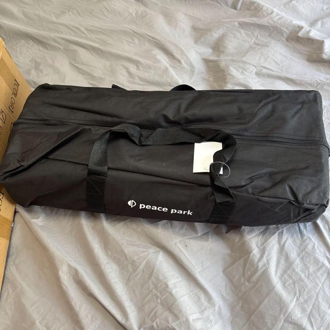 【新品未使用】ピースパーク　フォールディングウッドテーブル　ラージ　1200mm
