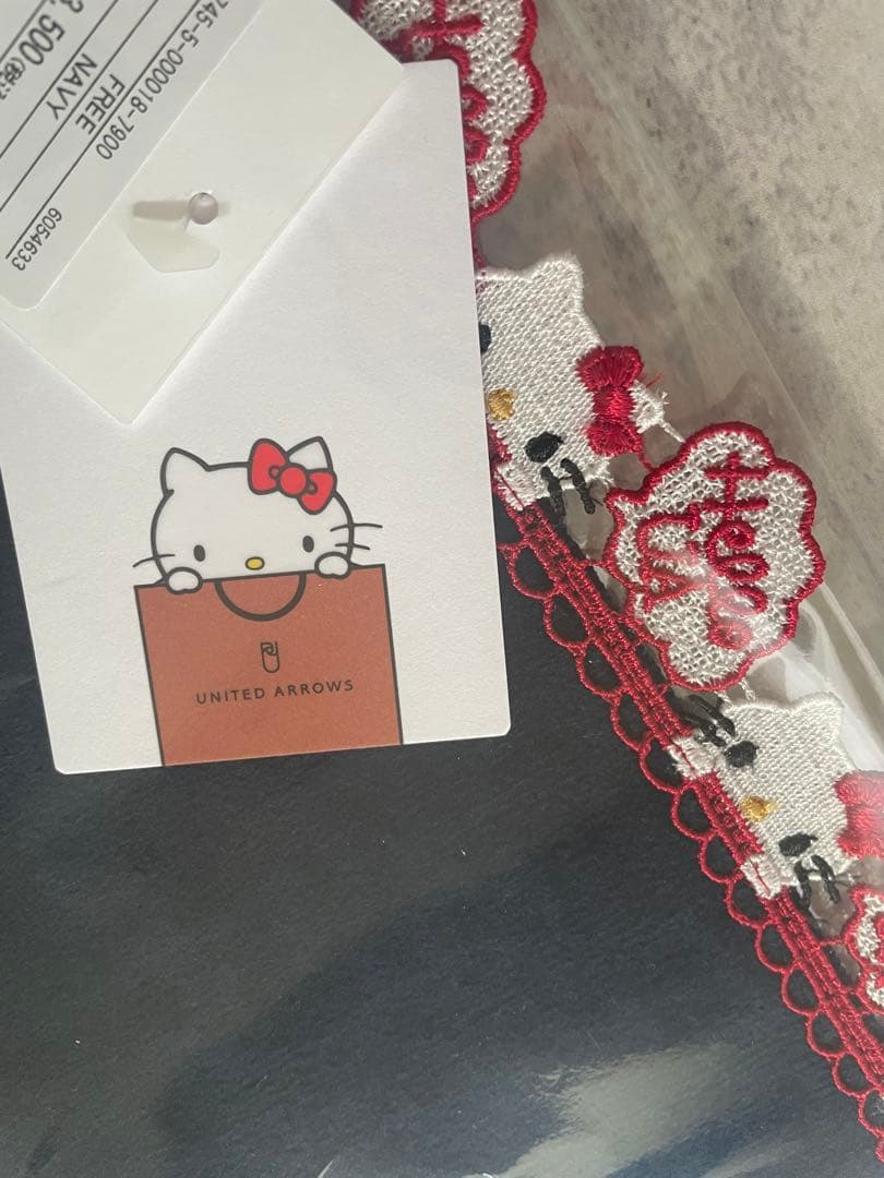 HELLO KITTY 近沢レース店 UNITED ARROWSハンカチ