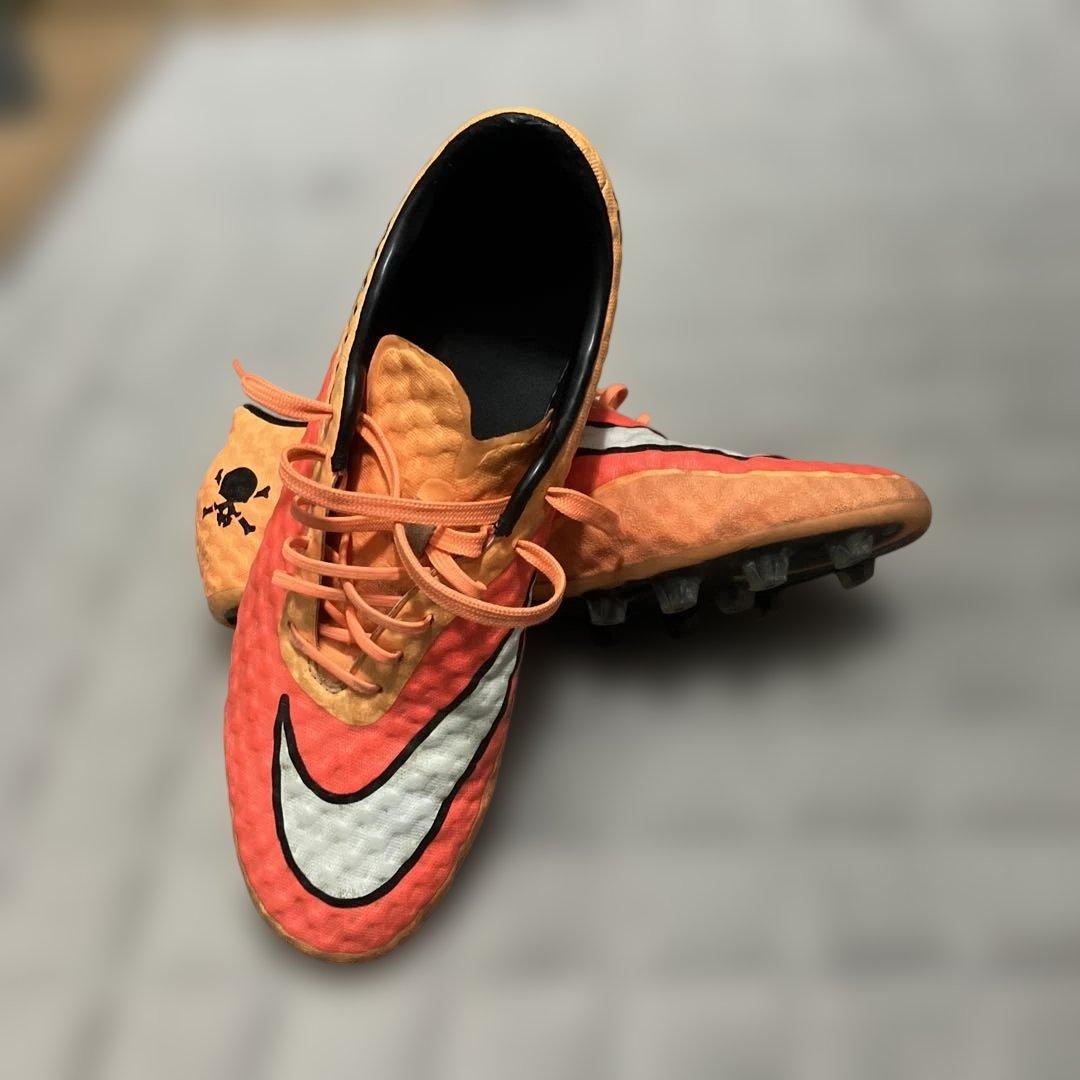 Nike ハイパーベノム