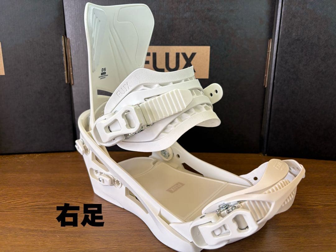 FLUX / DS / WHT / Mサイズ　新品未使用