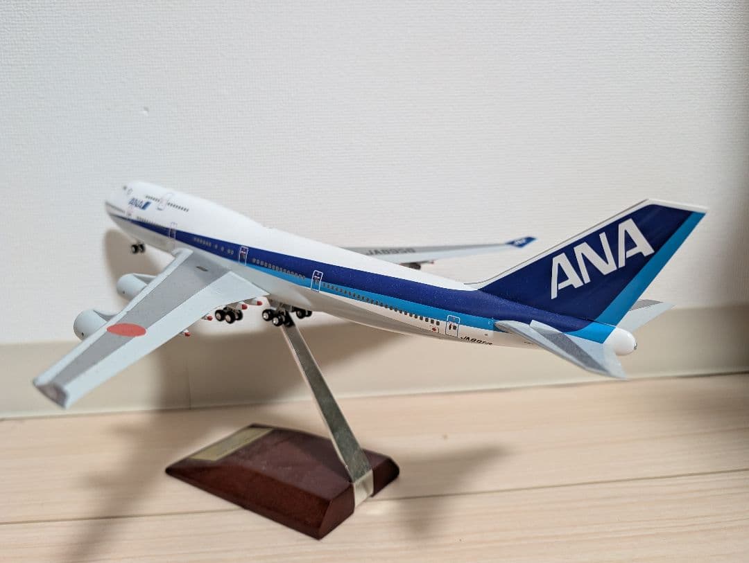 航空機・ヘリコプター ANA B747-400 JA8958 1/200