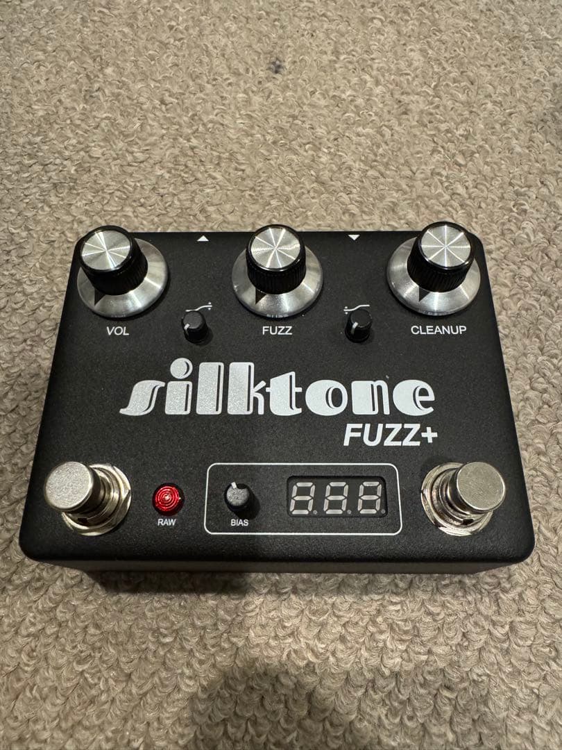 silktone FUZZ+ ギターエフェクター