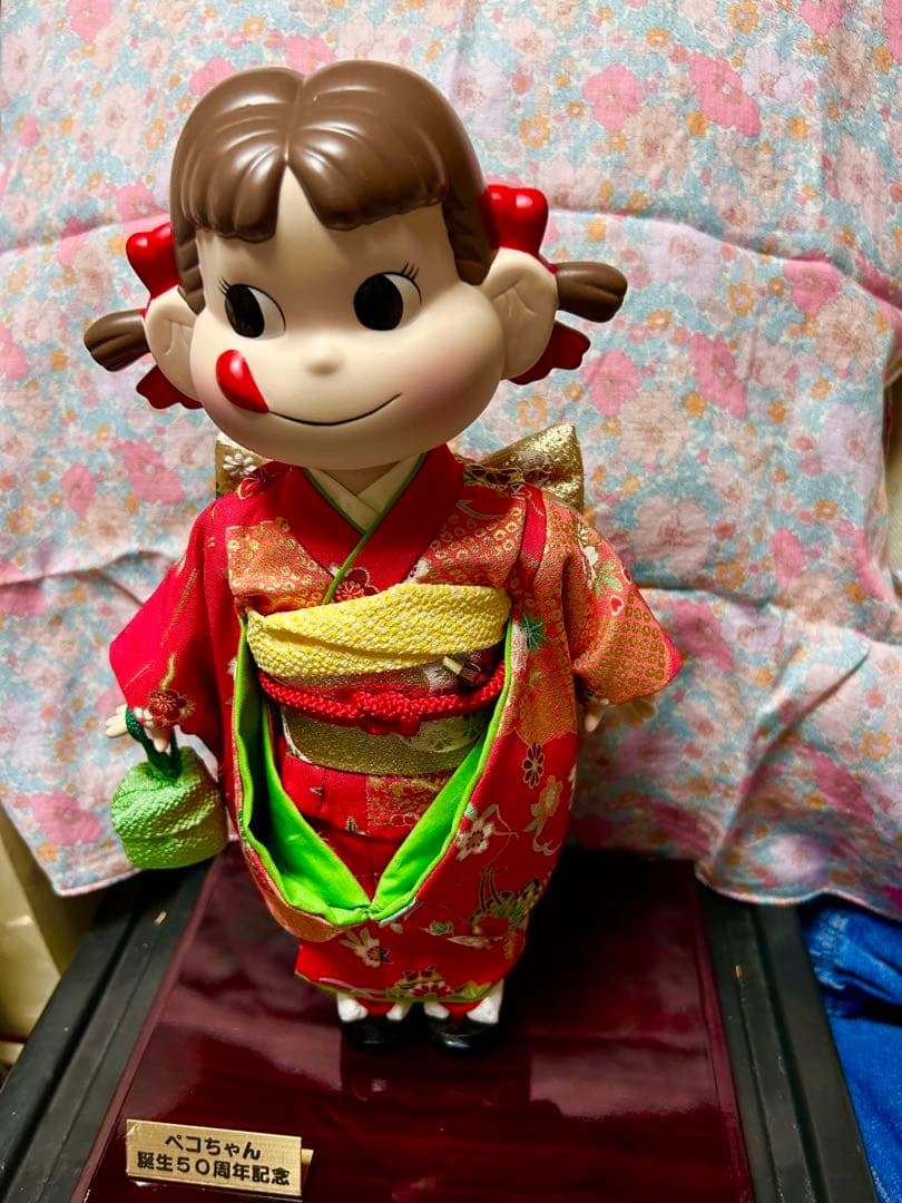 【希少☆】《不二家》ペコちゃん誕生50周年記念 和装フィギュア