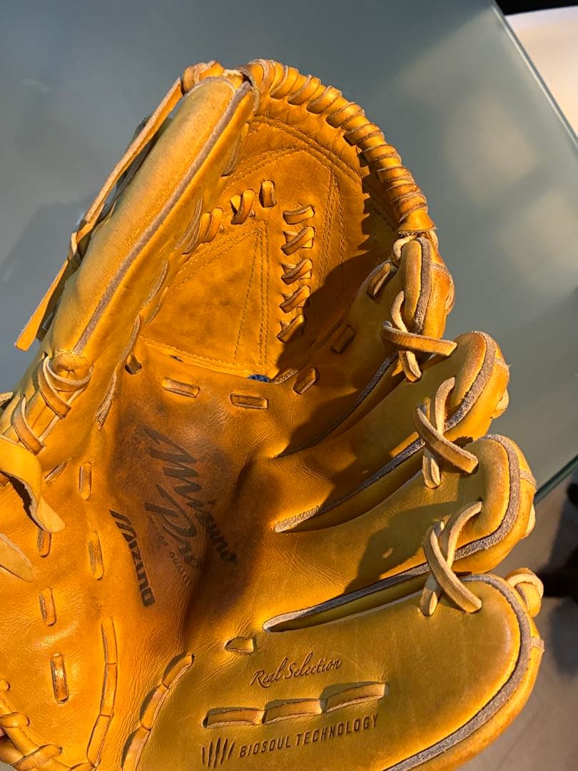 Mizuno Pro硬式(投手用)グローブ