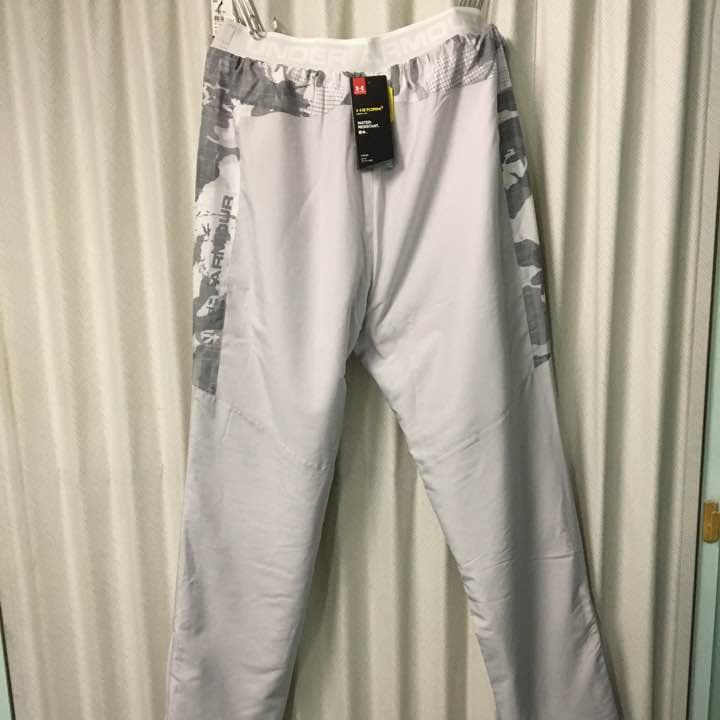 UA STORM INSULATEDウーブンパンツ [MTR3618]