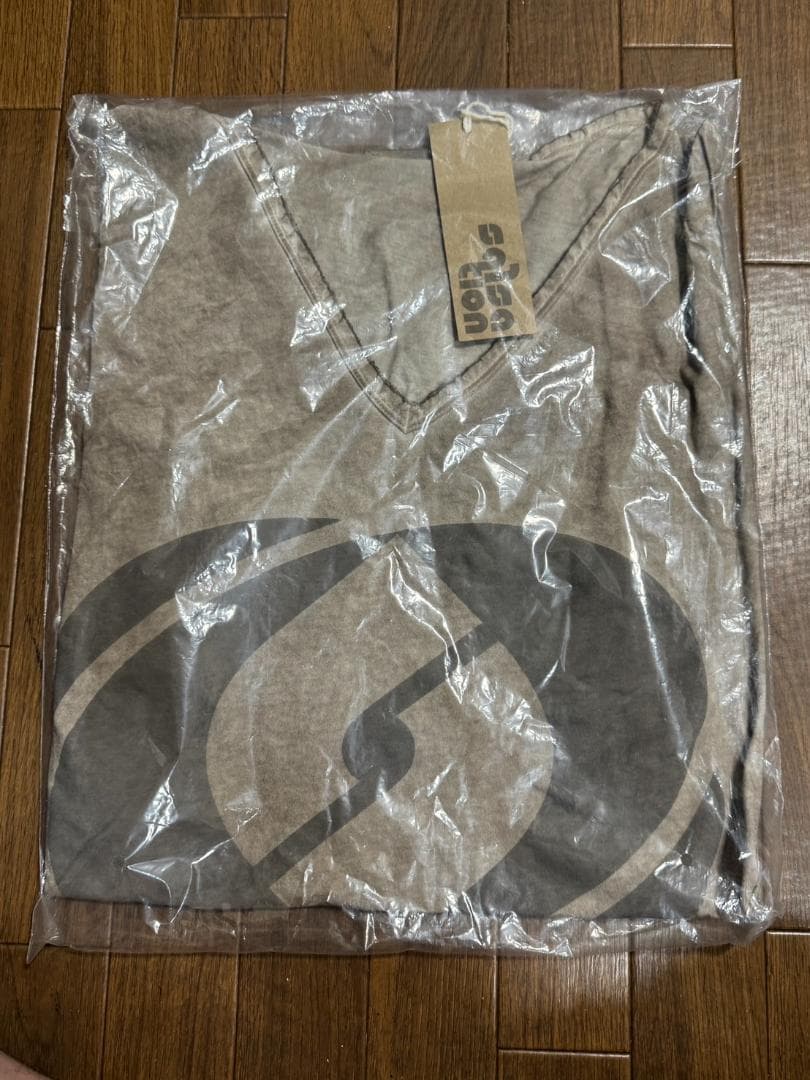 イベントにSalsation Wear V-Tshirt LIGHT BROWN