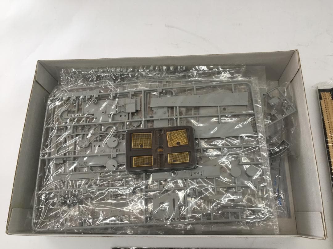 ドラゴン1/35ドイツタイガーⅠ ハセガワ 6383 戦車 プラモデル 未使用品