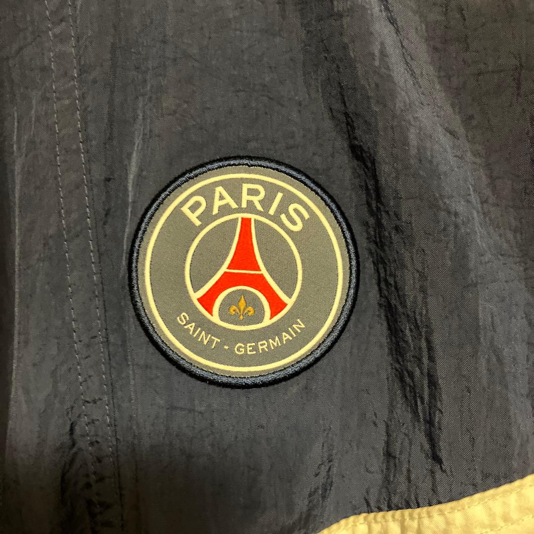 NIKE　パリ・サンジェルマン　PSG　ナイロンジャケット