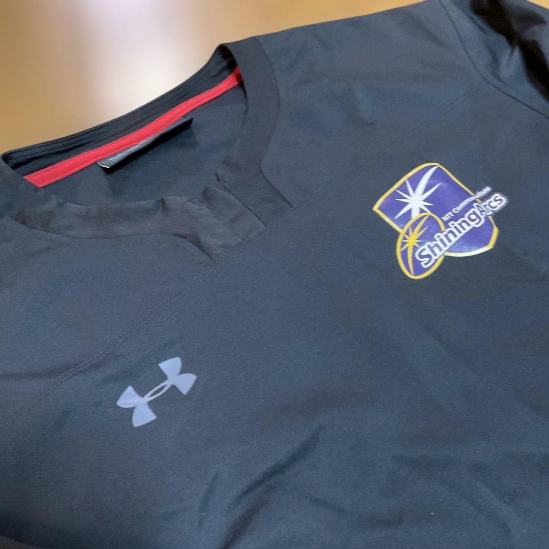 【更に値下げしました‼️】Under Armour ブラック ロングスリーブ