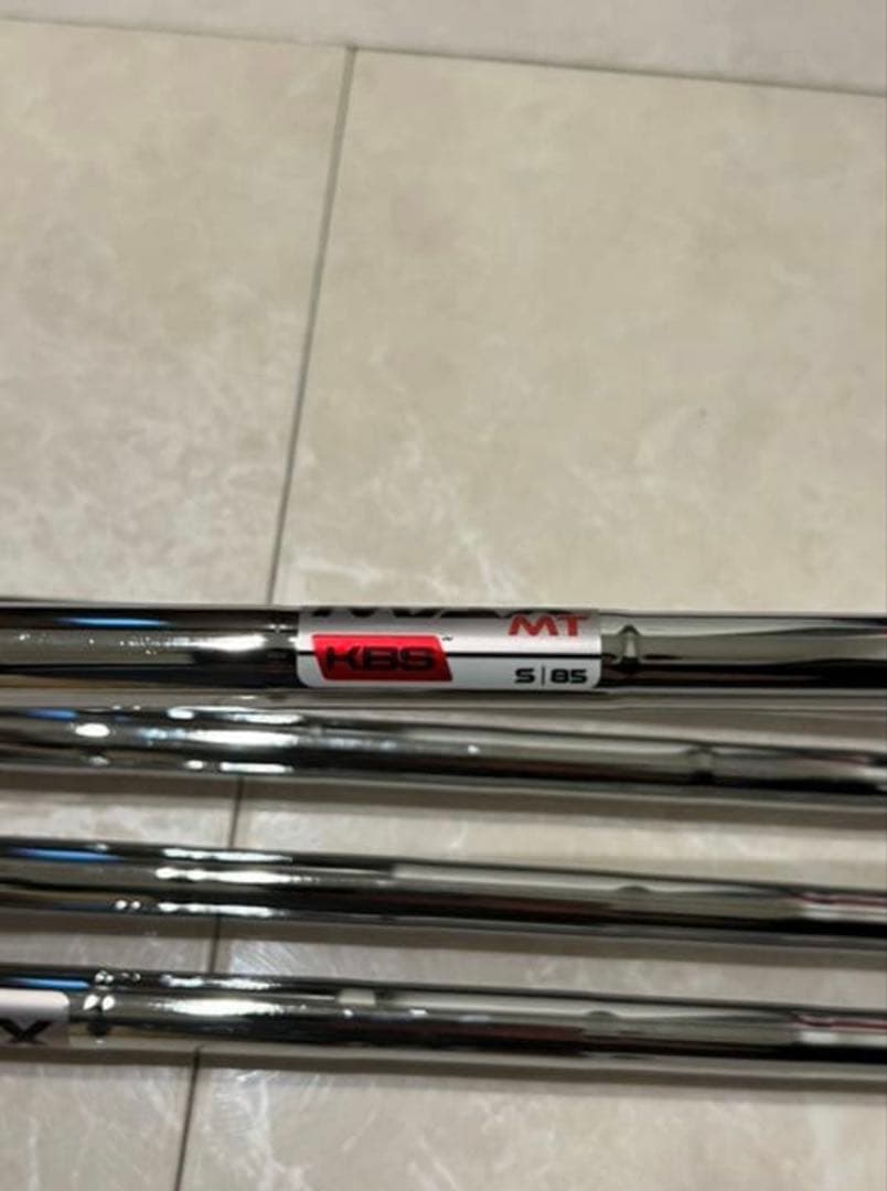 TaylorMade SIM2MAX アイアンセット、5本組