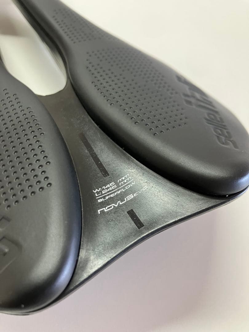 v*n様 セライタリア　NOVUS BOOST EVO SUPERFLOW サド