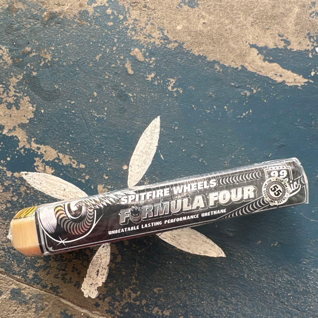 Spitfire フォーマル4クラシック 55mm99a 定価¥9,130