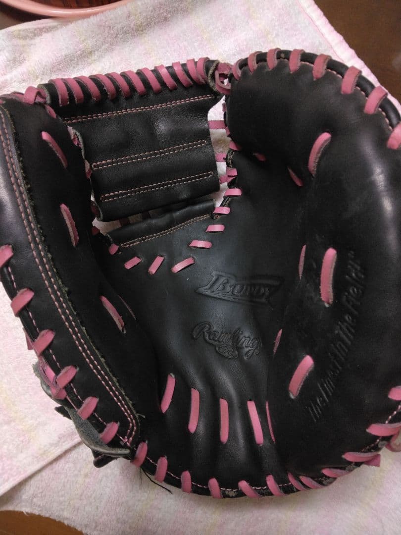 中古Rawlings ソフト　キャッチャーミット黒/ピンク 右投げ　成人男性用