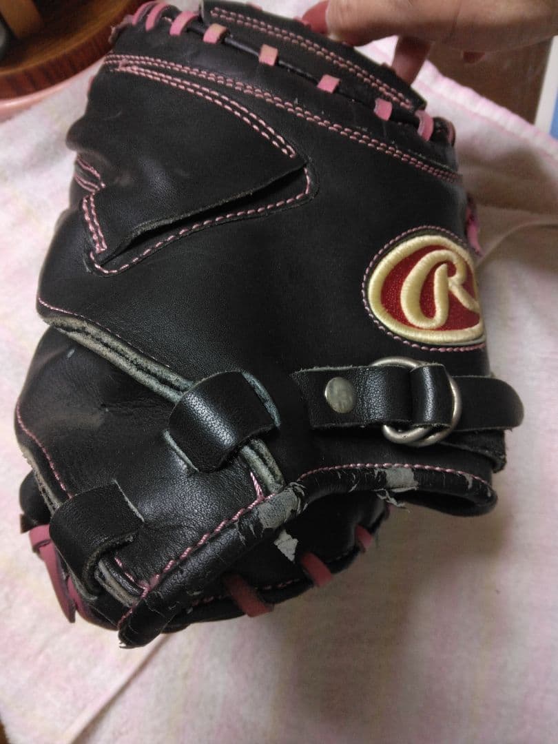 中古Rawlings ソフト　キャッチャーミット黒/ピンク 右投げ　成人男性用