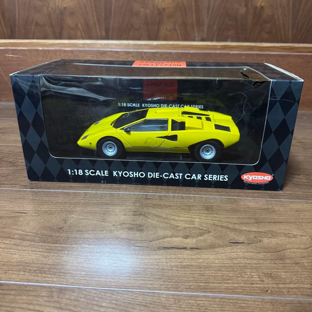 絶版未展示品 京商 1/18 ランボルギーニ カウンタック LP400 イエロー