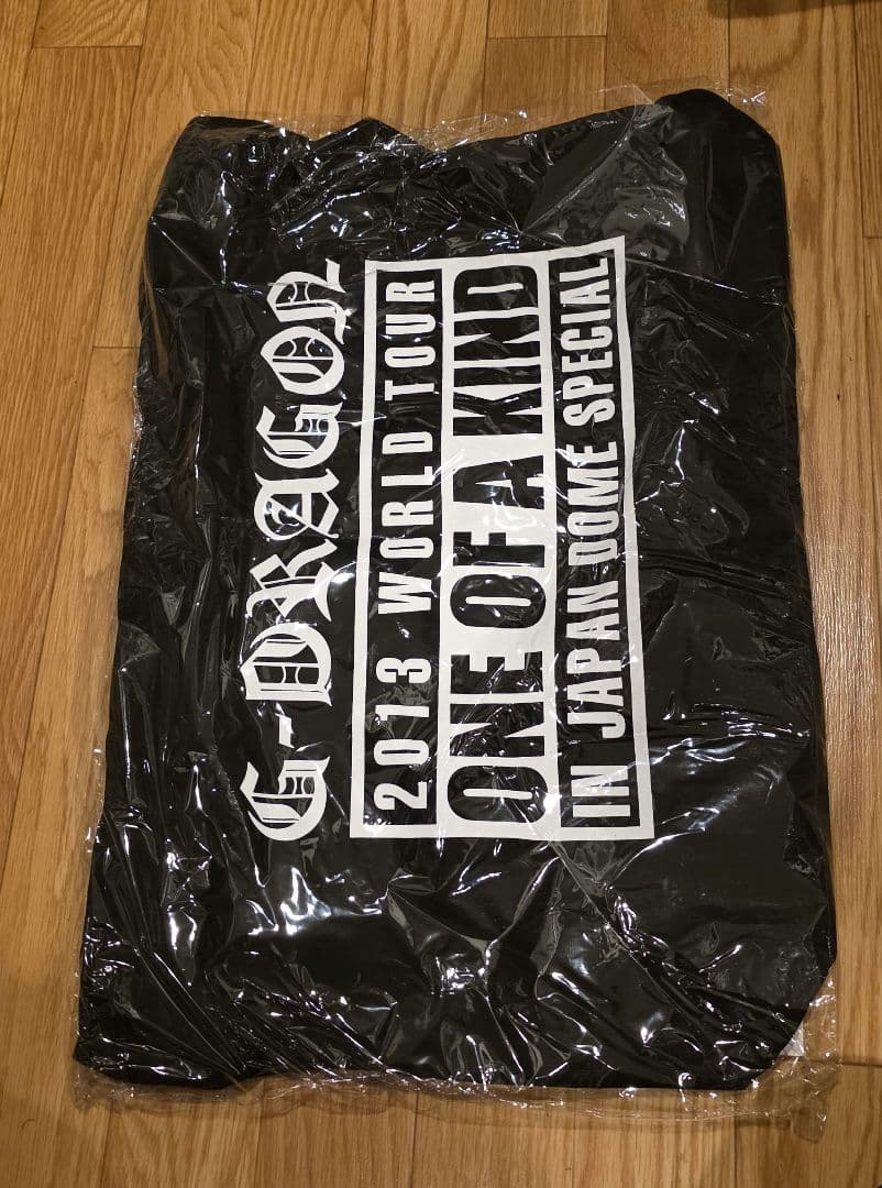 G-DRAGON 2013 WORLD TOUR バッグ