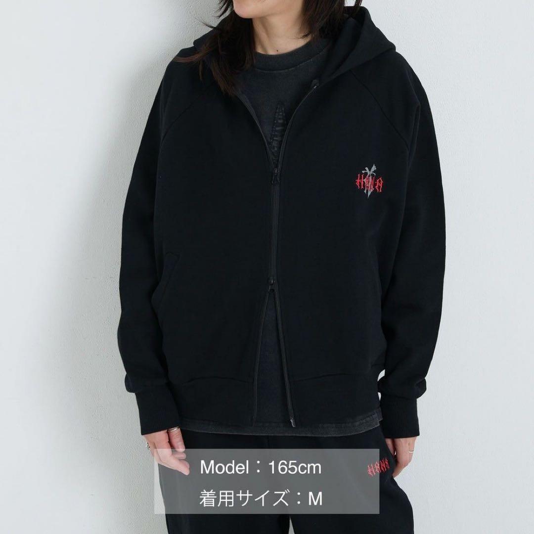 新品　HANA ロゴパーカー　Mサイズ ブラック 黒 フーディー グッズ