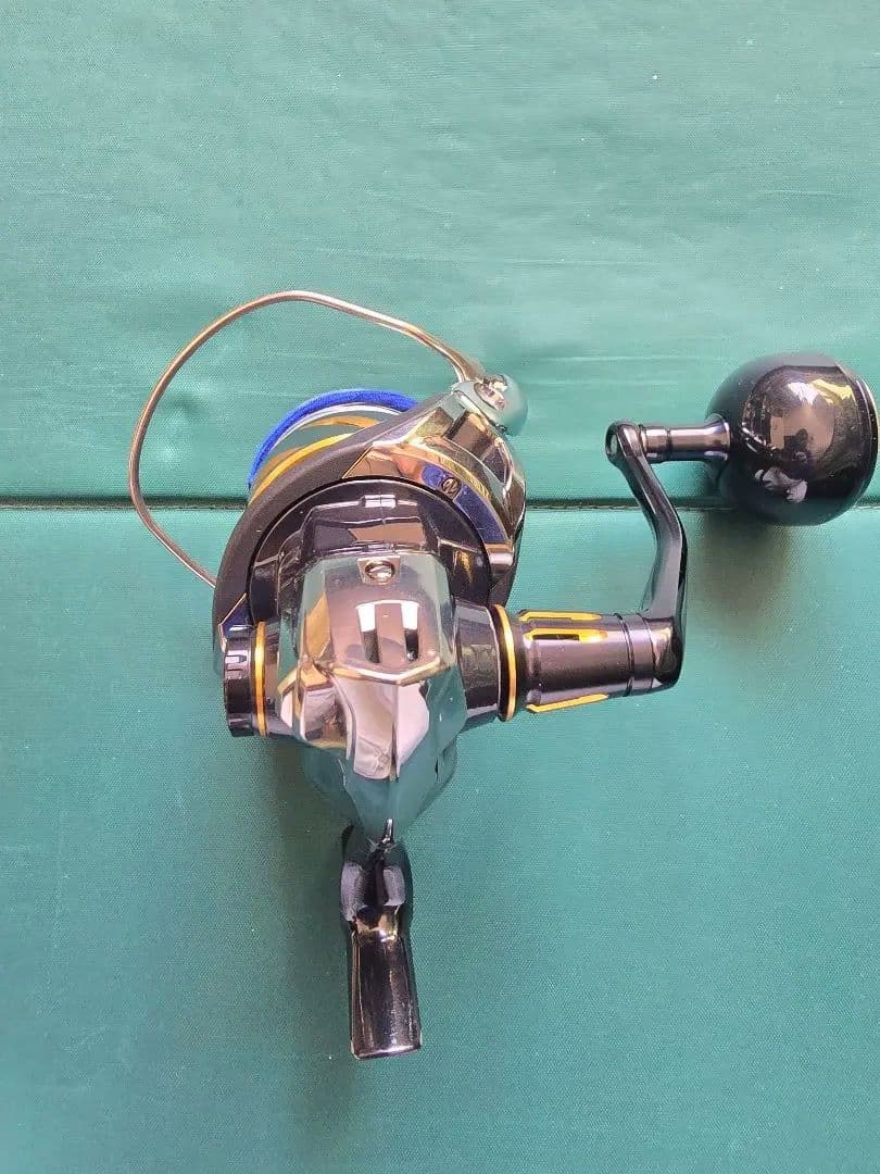 20 STELLA SW 5000HG スピニングリール