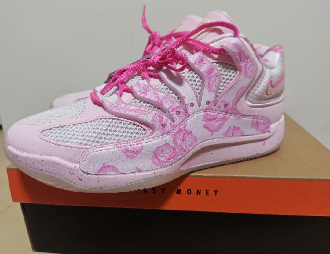 ナイキ　NIKE　kd18 　28.5センチ