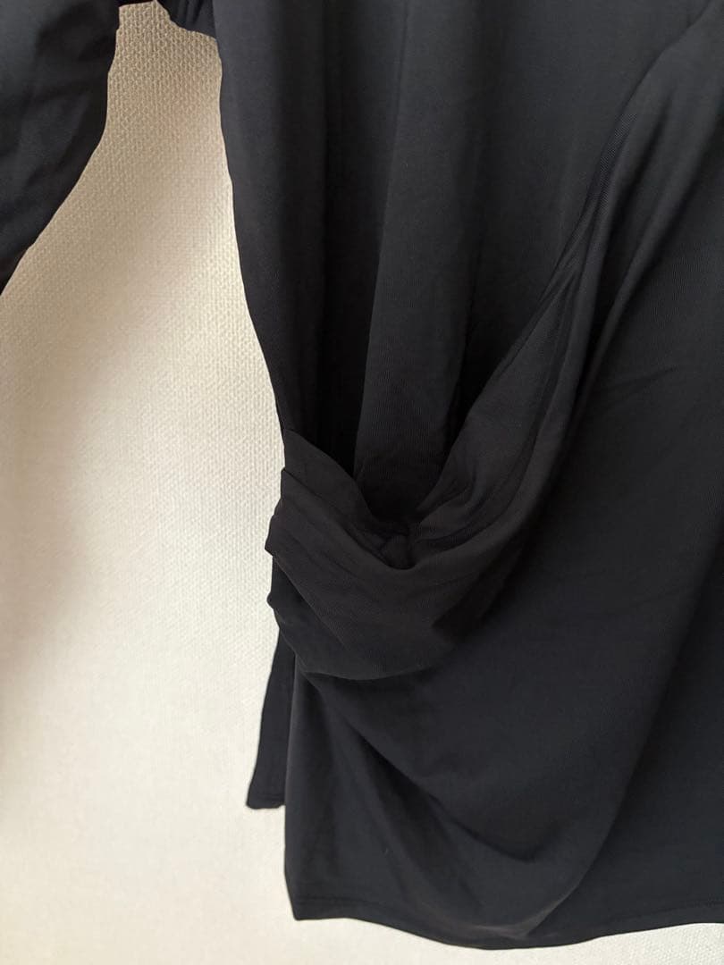 【新品】lululemonルルレモン　ラップフロント 長袖トップス　ヨガウェア