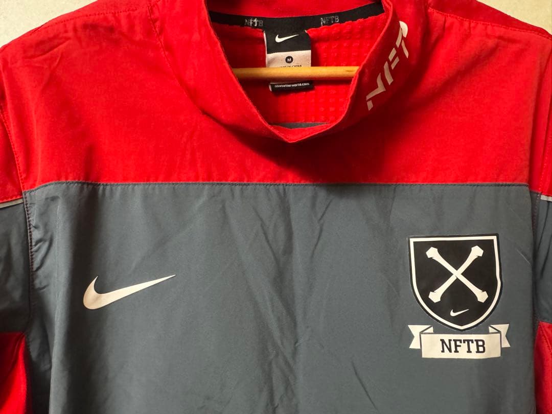 NIKEナイキNFTB 上下セットアップピステ裏地起毛　ジャージ【美品】