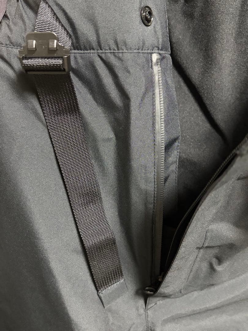新品未使用GORE-TEX DW-1925 黒バーサタイルウィンタースーツ XL
