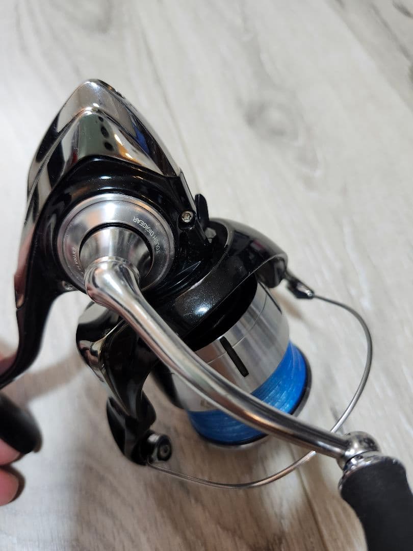 ダイワ23 LEXA LT4000-CXH スピニングリール レグザ（ジャンク）