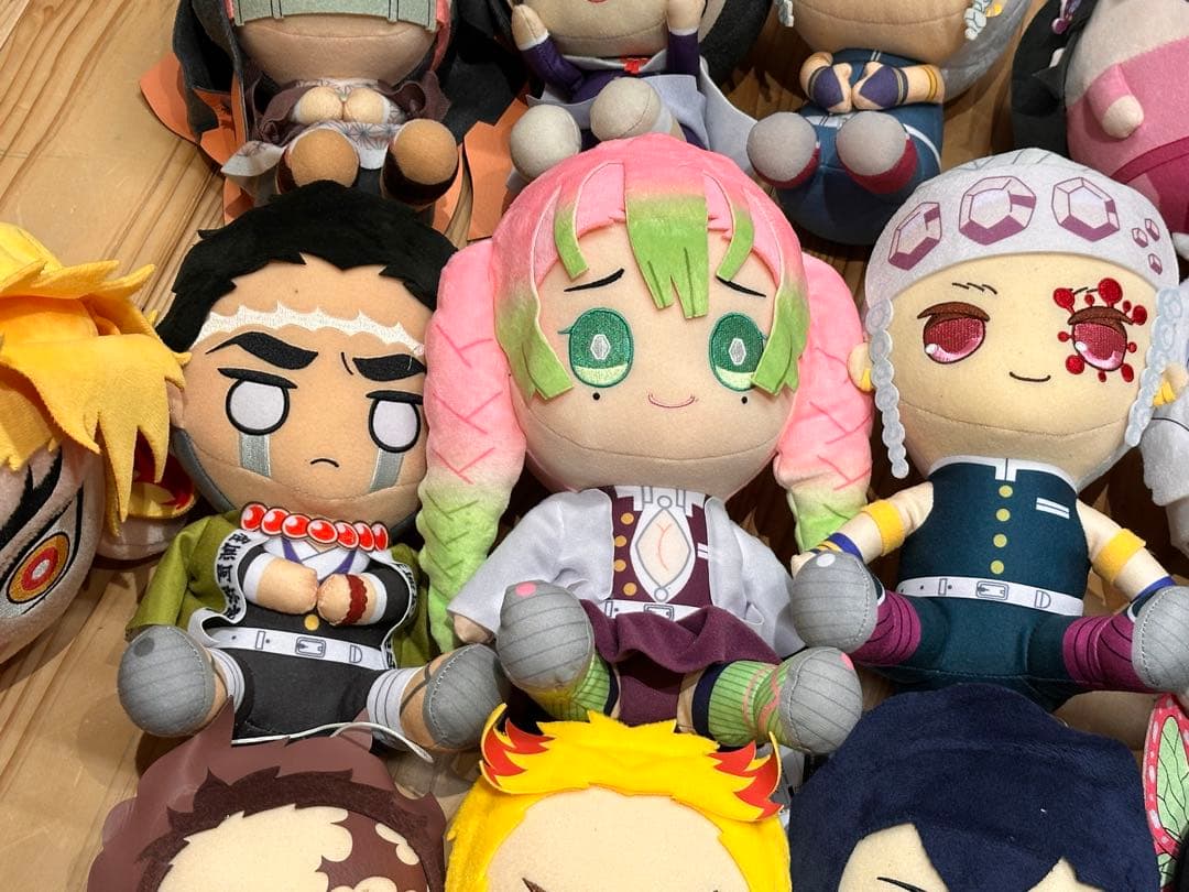 13 鬼滅の刃　ぬいぐるみ　まとめ売り