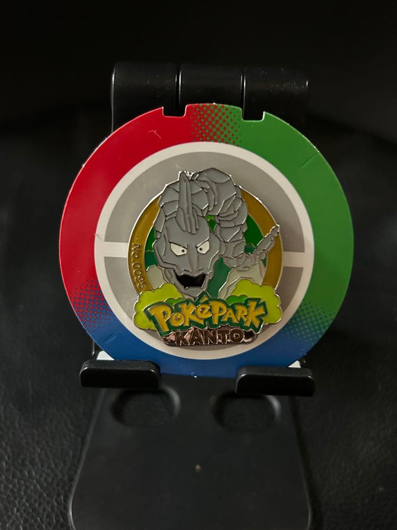 ポケパークカントー ピンズ 8個セット(ボール付き）
