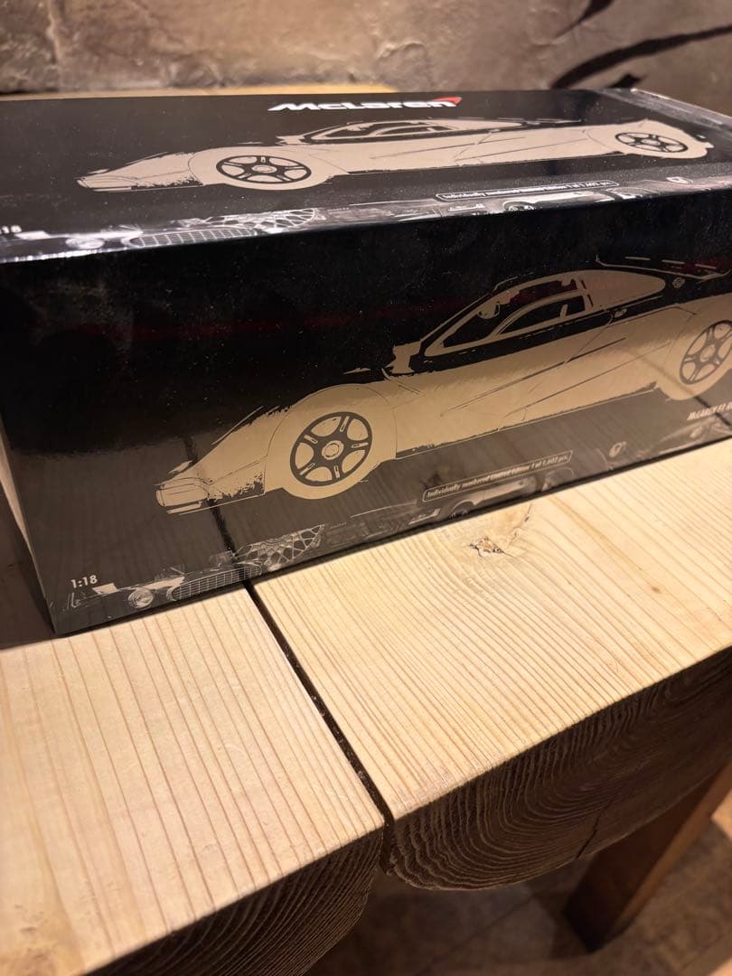 ミニチャンプス1602台限定！1/18 マクラーレン F1 ロードカー 1993