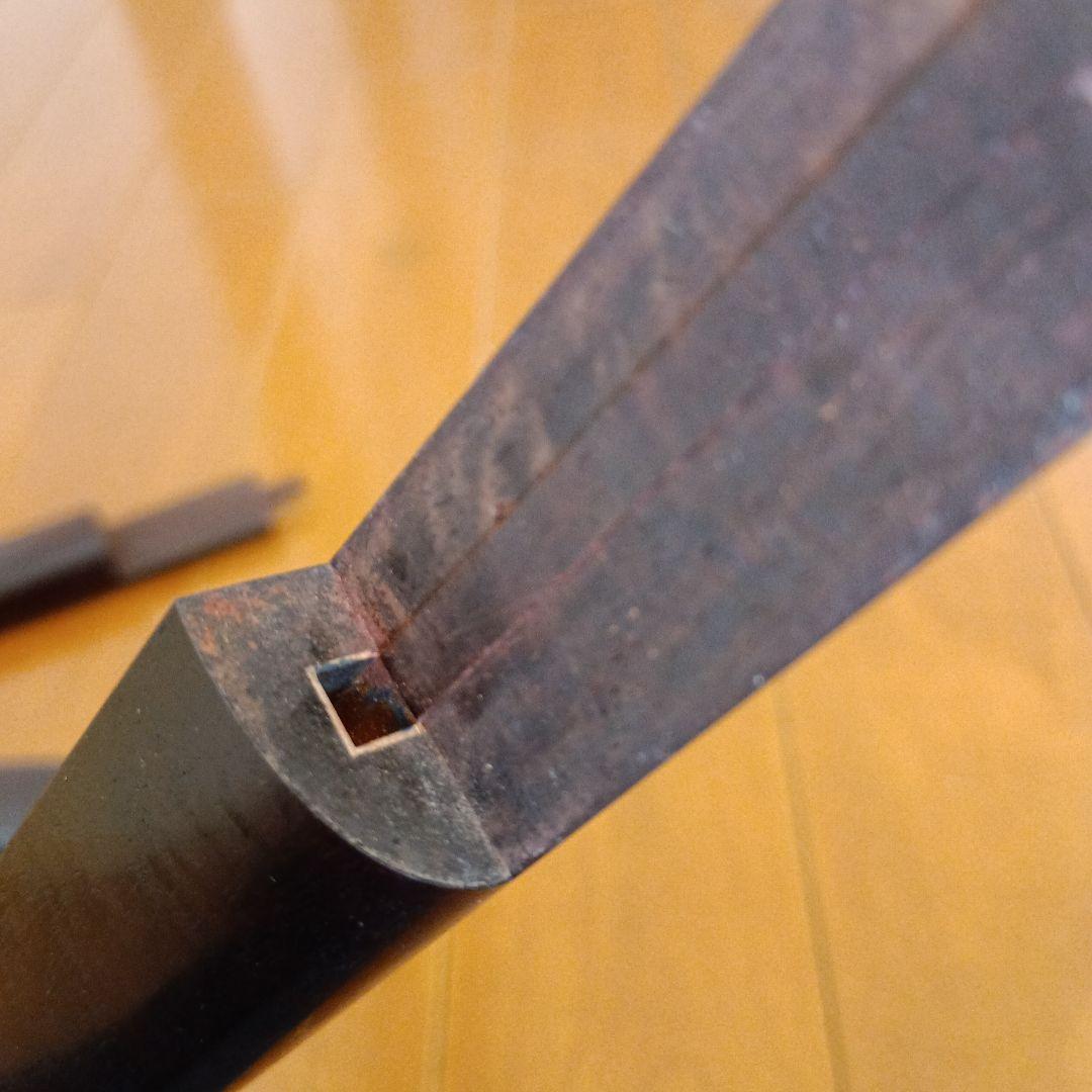 04　細棹　三味線本体　綾杉　金ほぞ