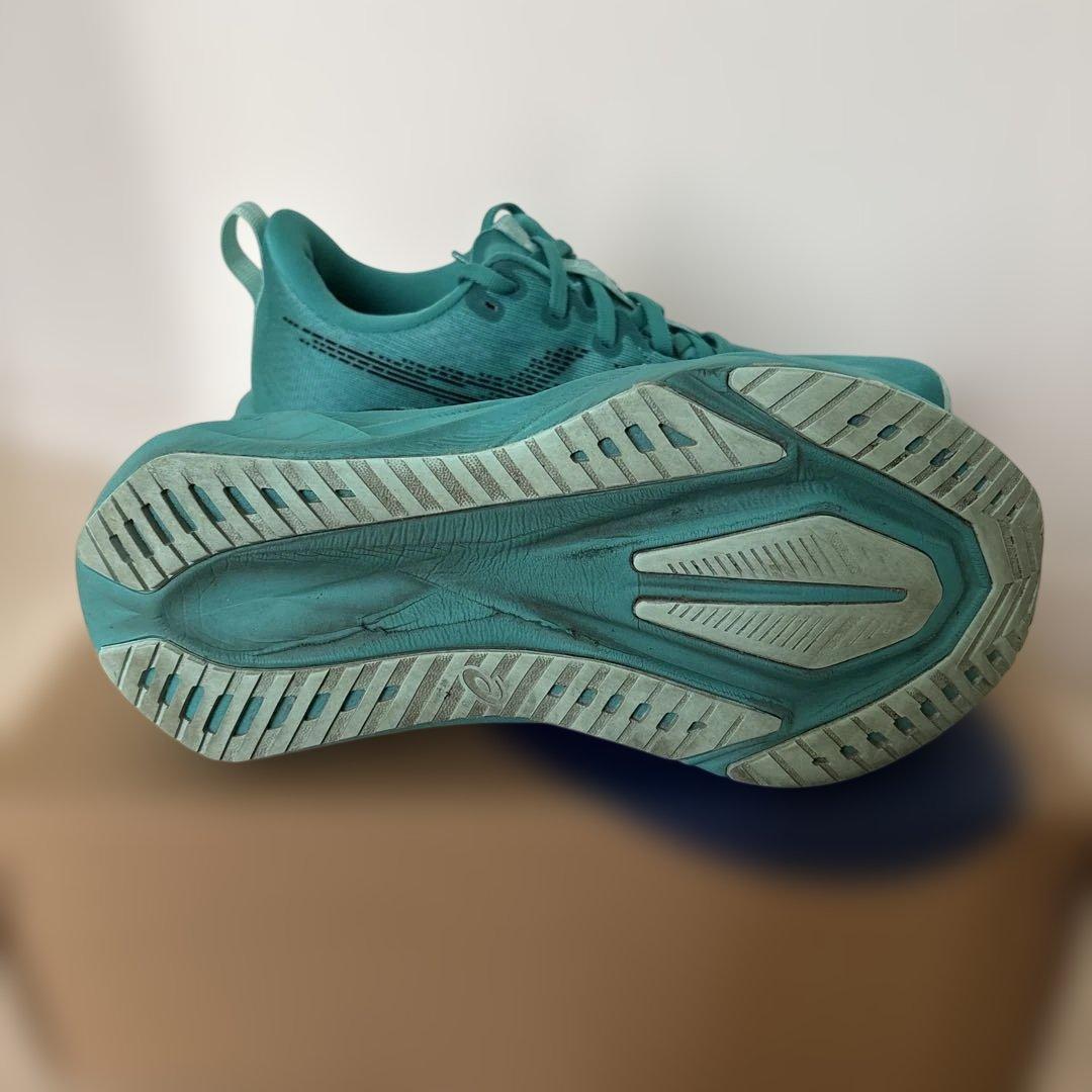 スパイク・シューズ ASICS NOVABLAST 5 25.0cm