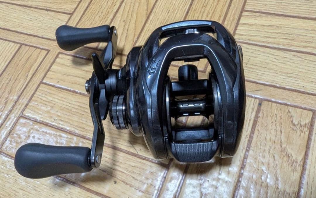 ダイワ タトゥーラ TW 300XHL ベイトリール　ビッグベイト