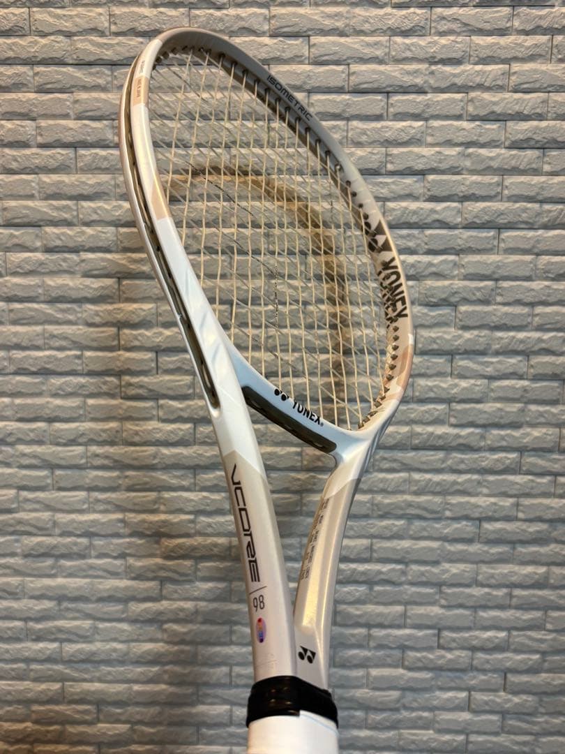 【限定色】YONEX VCORE 98 サンドベージュ　テニスラケット